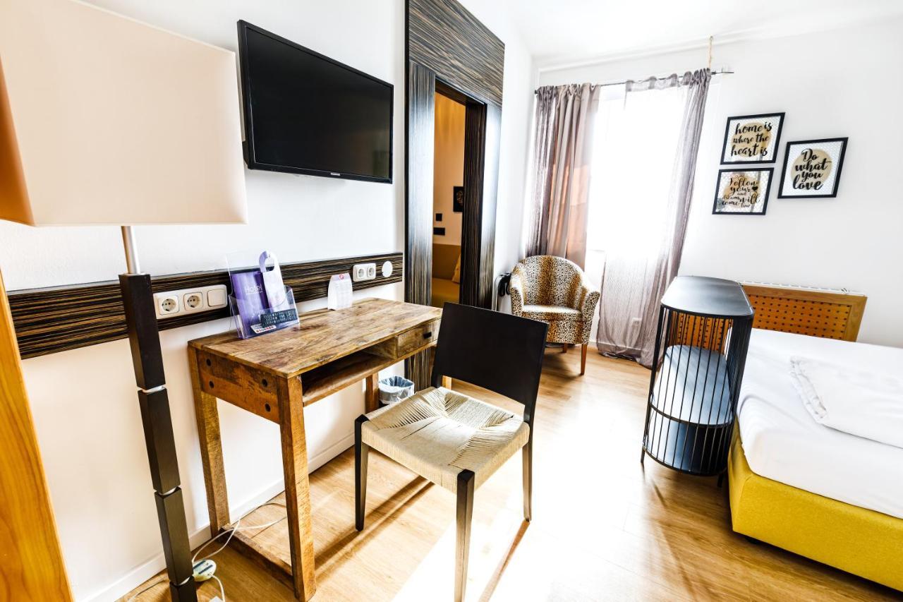 Arthotel Restaurant Pfeffermuehle Ίνγκολστατ Εξωτερικό φωτογραφία